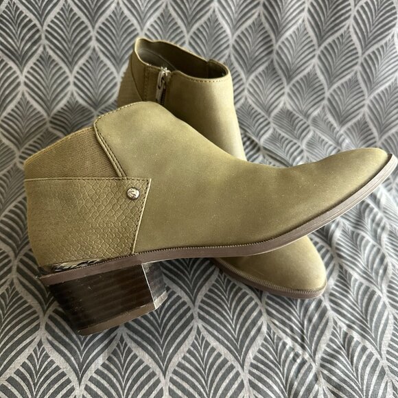 Simply Vera booties - Picture 3 of 3